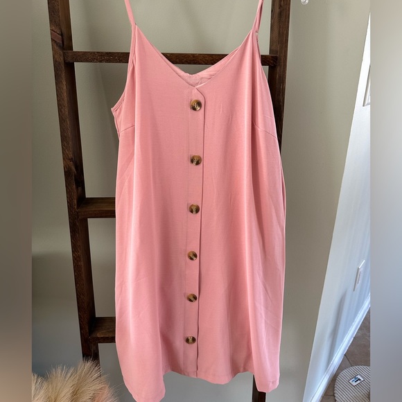 Dress - Picture 2 of 3